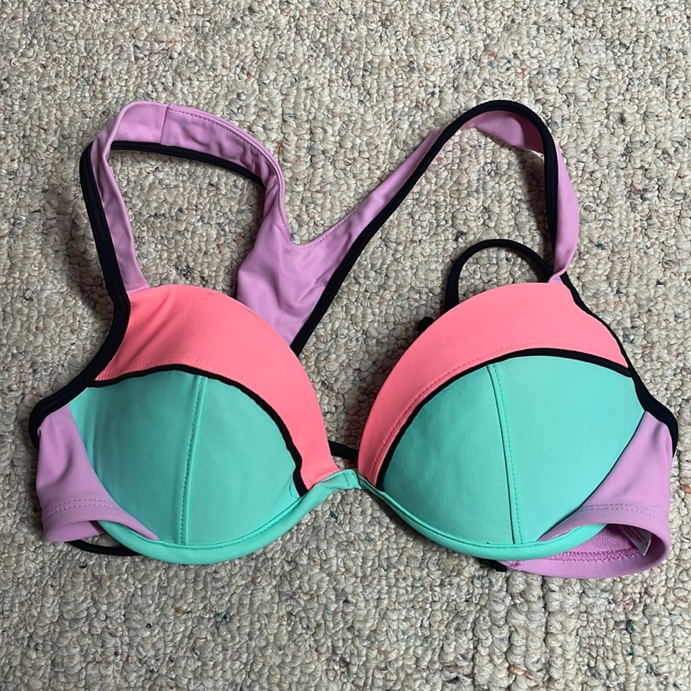Xhilaration abstract padded bikini TOP